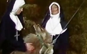 animal fucks girl, gets